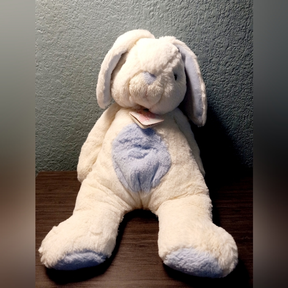 Aurora Quizzes Bunny Rabbit - 16"